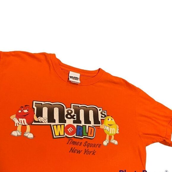 M &M World T Shirt - Picture 1 of 5